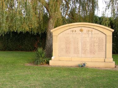 Nécropole française #4/5