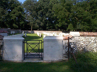 Château cemetery #1/5